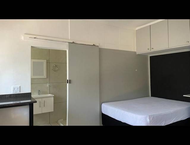 1 BEDROOM PROPERTY TO RENT IN BOSTON